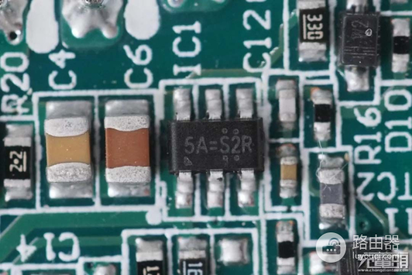 小米的6款魔改A口快充充电器有何区别，看完这篇文章秒懂