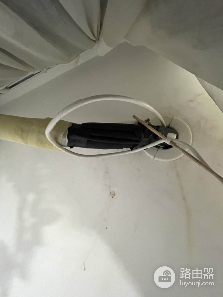 从空调漏水导致全屋网络再次升级，维修工的夏日瞎折腾