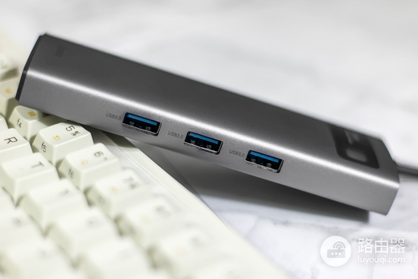倍思金属微光多功能扩展坞评测(倍思扩展坞怎么样)
