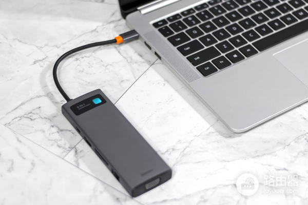 倍思金属微光多功能扩展坞评测(倍思扩展坞怎么样)