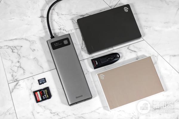 倍思金属微光多功能扩展坞评测(倍思扩展坞怎么样)