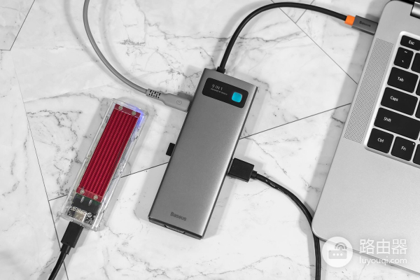 倍思金属微光多功能扩展坞评测(倍思扩展坞怎么样)
