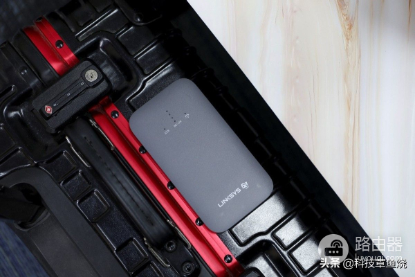 还在忍受酒店不稳定的WiFi(酒店忍不住)