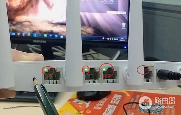 如何才能给路由器恢复出厂设置(怎样给路由器恢复出厂设置)