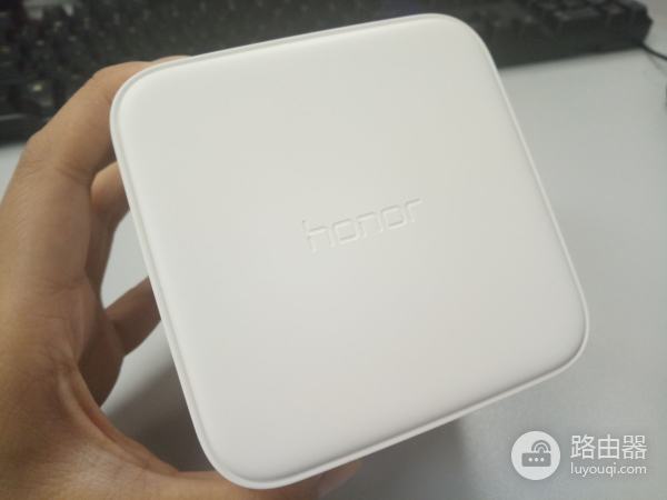 荣耀路由x1怎么样(华为荣耀x1路由器如何)