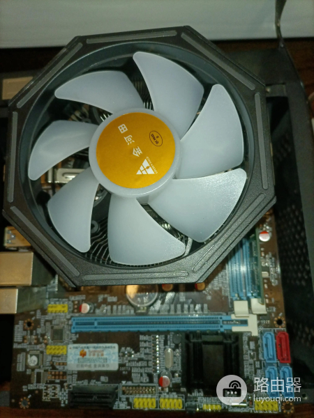 如何组装一台电脑(如何装电脑)