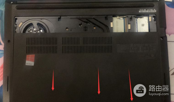 笔记本如何加装内存条(如何给电脑加内存条)