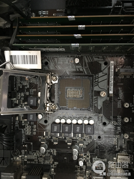 如何鉴别电脑内存条容量够不够(如何查看电脑内存大小)