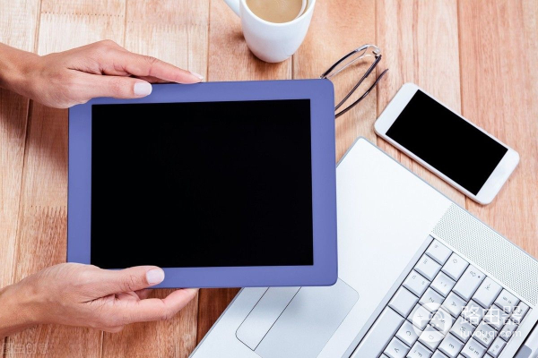 手机上打开电脑网页(电脑如何打开手机网页)