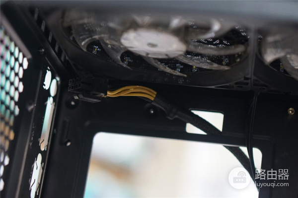 教你如何自己组装一台电脑(如何组装一台电脑)