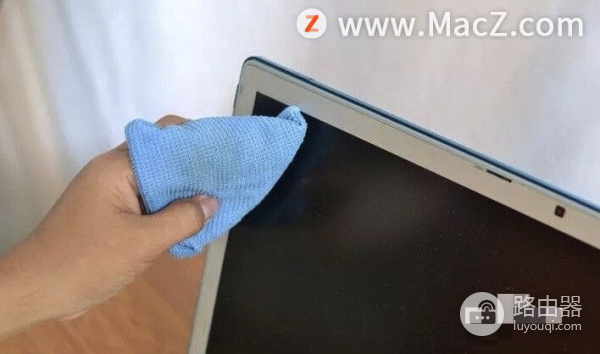 苹果电脑屏幕上的脏污如何清洁(苹果电脑如何清理)