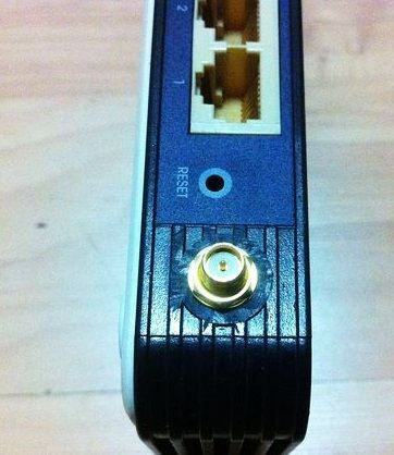 无线路由器外置天线怎么装(无线路由器如何加装外接天线)