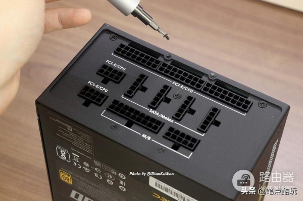 电脑电源如何选(如何选择电脑电源)