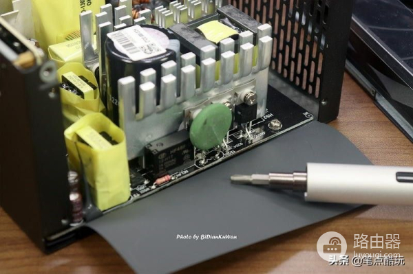 电脑电源如何选(如何选择电脑电源)