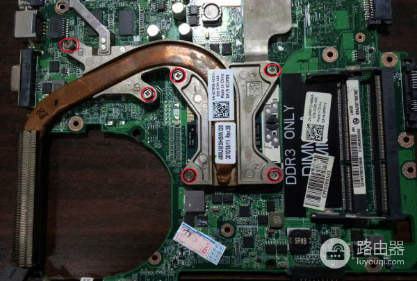 更换笔记本电脑主板(如何更换电脑主板)