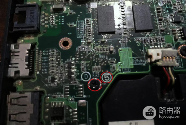 更换笔记本电脑主板(如何更换电脑主板)