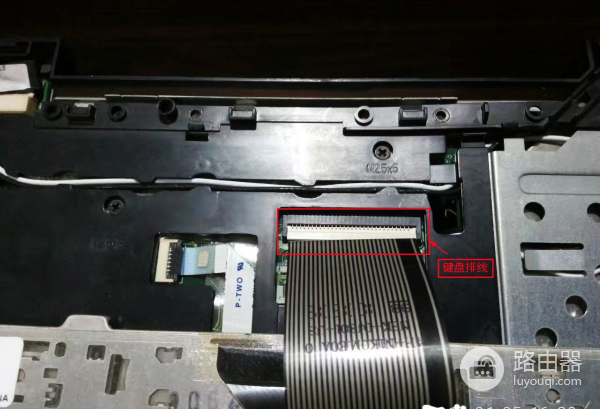 更换笔记本电脑主板(如何更换电脑主板)