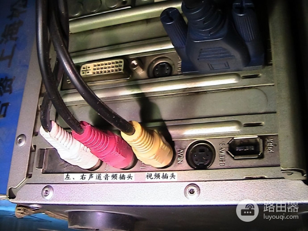 怎样将录像带上的视频拷贝到电脑(光盘视频如何拷到电脑)