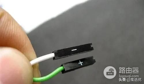 电脑主板接线法(电脑如何插线)