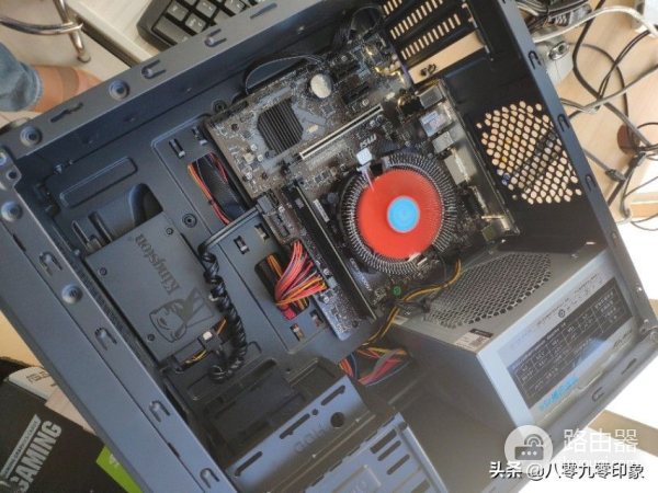 办公电脑背板走线(电脑如何走线)