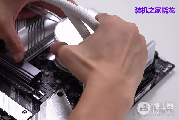 视频电脑组装教程(如何用电脑制作视频)