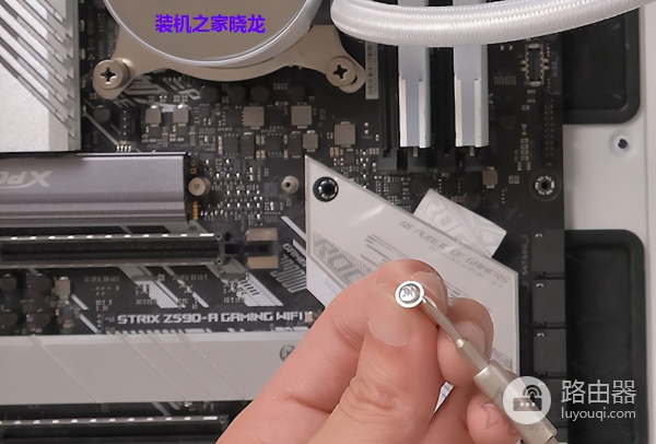 视频电脑组装教程(如何用电脑制作视频)