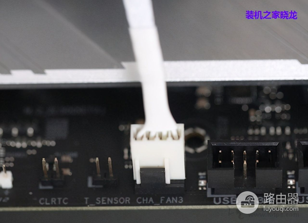 视频电脑组装教程(如何用电脑制作视频)