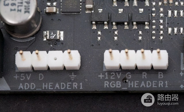 视频电脑组装教程(如何用电脑制作视频)