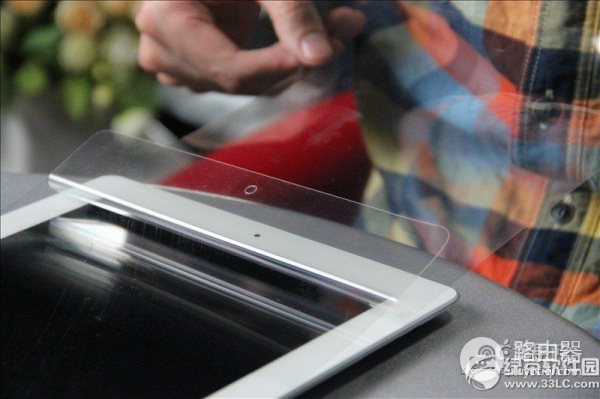 如何给手机平板贴膜(平板电脑如何贴膜)