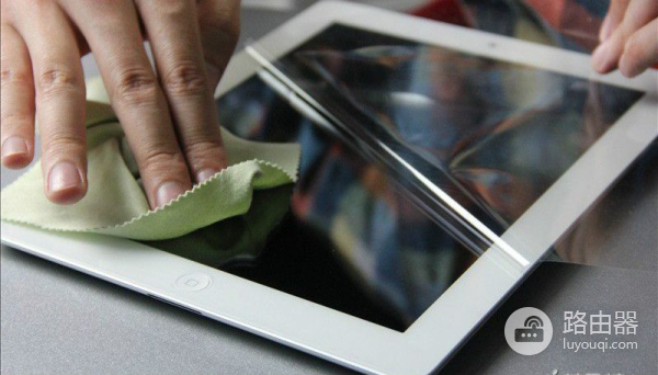 如何给手机平板贴膜(平板电脑如何贴膜)