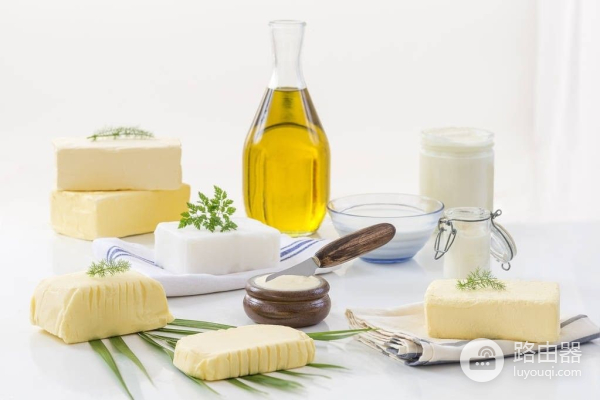 避免长痘的方法有哪些(如何防止电脑辐射长痘)