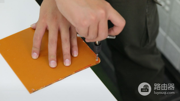 教你DIY一台笔记本(如何diy笔记本电脑)