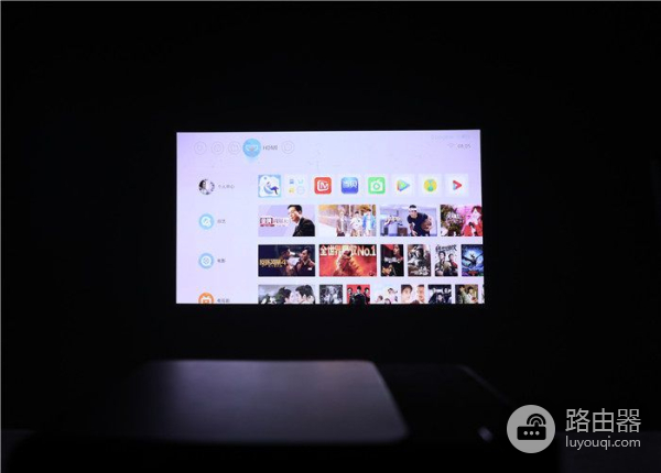 投影仪和笔记本电脑怎么连接(如何用电脑连接投影仪)