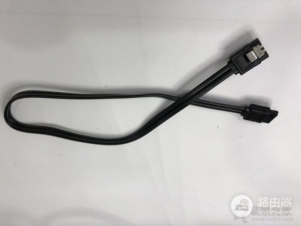 自己如何组装电脑主机(组装电脑如何配置)