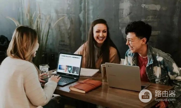 如何制作海外求职简历(如何用电脑制作简历)