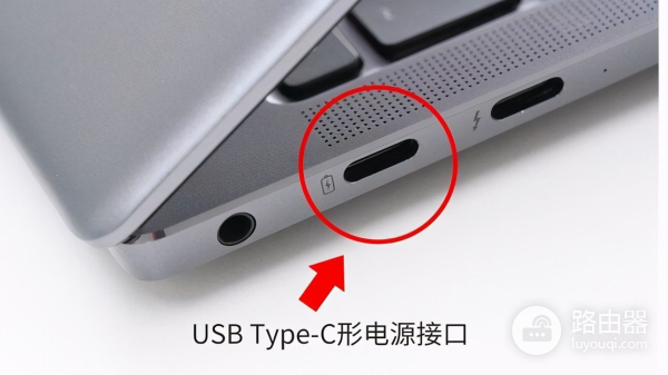 笔记本电脑接口很多(笔记本电脑接口很多灰尘)