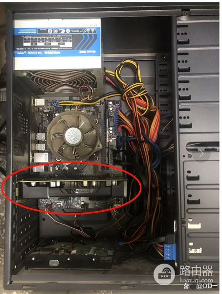 电脑开不了机(电脑开不了机怎么办简单方法)