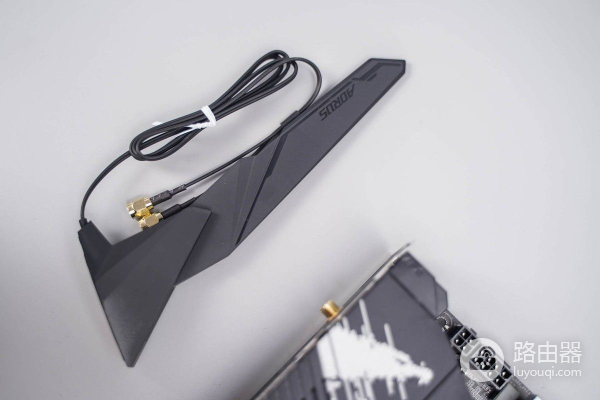 颜值在线,性能可靠。朋友组装的电脑我爱了!附详细装机过程