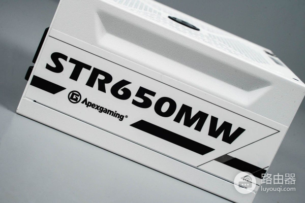 颜值在线,性能可靠。朋友组装的电脑我爱了!附详细装机过程