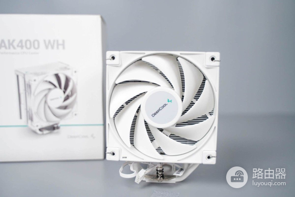 颜值在线,性能可靠。朋友组装的电脑我爱了!附详细装机过程