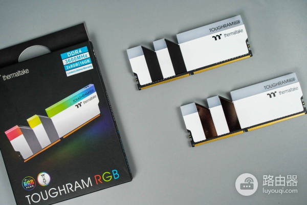 颜值在线,性能可靠。朋友组装的电脑我爱了!附详细装机过程