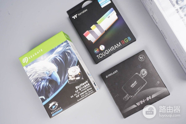 颜值在线,性能可靠。朋友组装的电脑我爱了!附详细装机过程