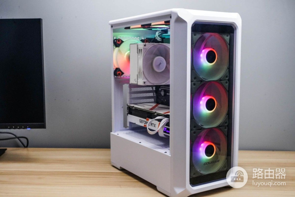 颜值在线,性能可靠。朋友组装的电脑我爱了!附详细装机过程