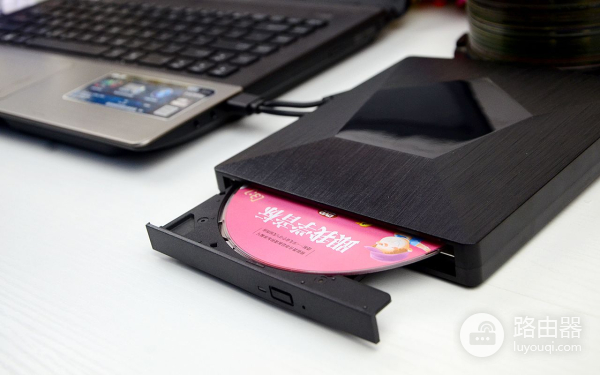 不装光盘怎么读(没有电脑怎么读光盘)