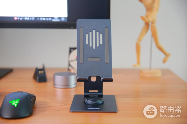 给自己打造一个舒适的电脑桌面(给自己打造一个舒适的电脑桌面壁纸)