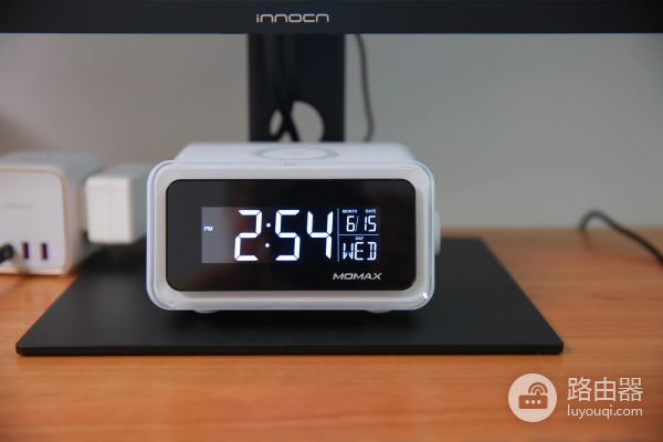 给自己打造一个舒适的电脑桌面(给自己打造一个舒适的电脑桌面壁纸)