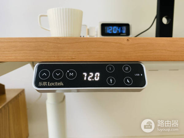 给自己打造一个舒适的电脑桌面(给自己打造一个舒适的电脑桌面壁纸)