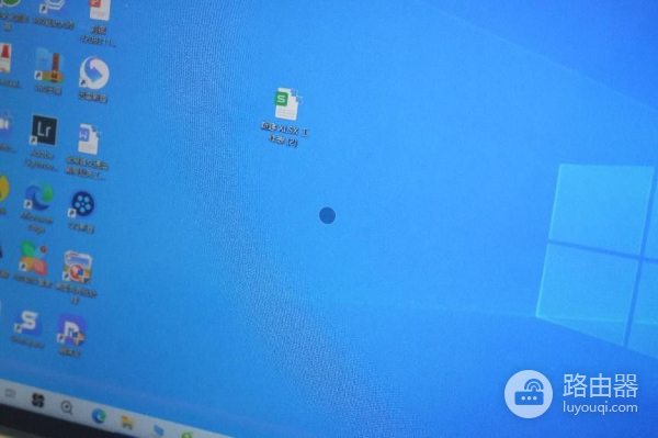 如何让手机/平板秒变电脑(怎么让平板变成手机)