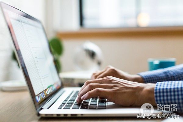 电脑换了新硬盘(电脑硬盘如何更换)