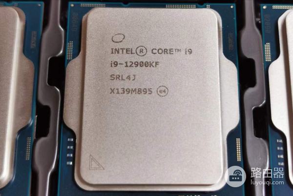 如何自己组装一台电脑(如何自己组装一台电脑知乎)